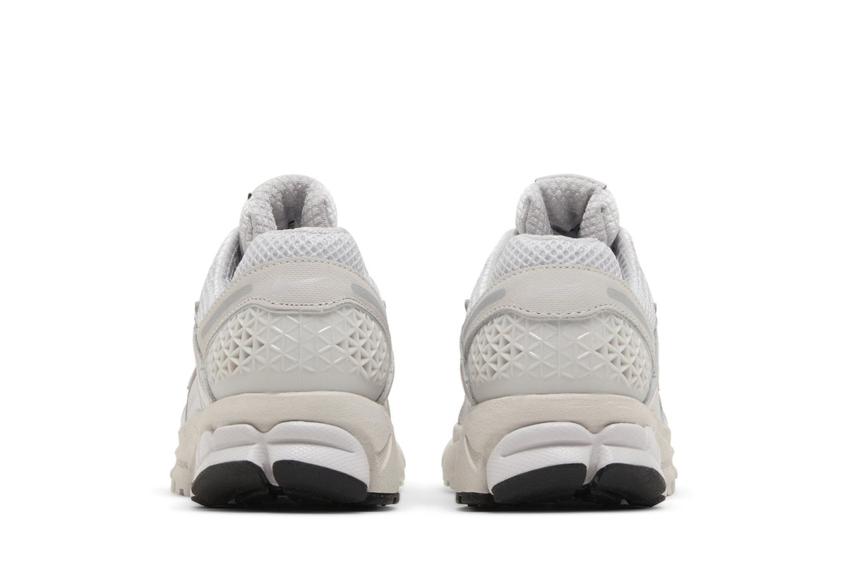 Nike Zoom Vomero 5 White Vast Grey (Women's) sneaker afbeelding 6 - stylecode FQ7079-100