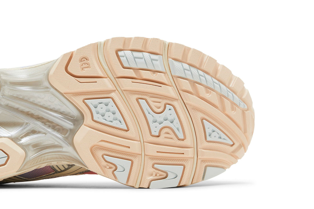 ASICS Gel-Kayano 14 Baked Pink Cream (Women's) sneaker afbeelding 5 - stylecode 1202A516-700