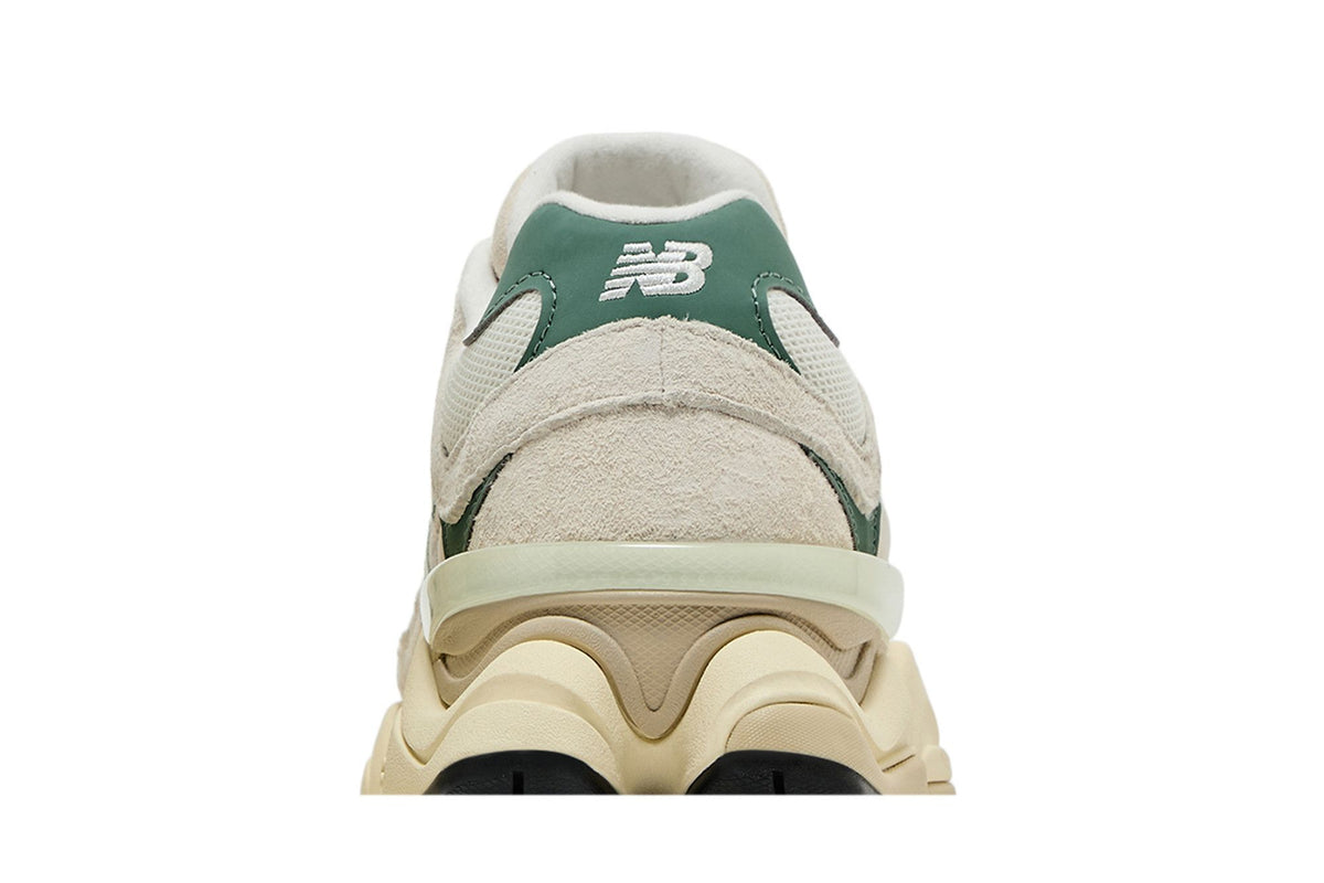 New Balance 9060 Spruce Pack sneaker afbeelding 7 - stylecode U9060FSN