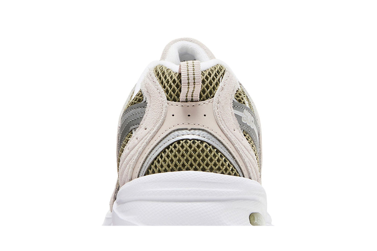 New Balance 530 Dark Olivine sneaker afbeelding 7 - stylecode MR530GA