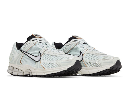 Nike Zoom Vomero 5 Light Silver Chrome (Women's) sneaker afbeelding 8 - stylecode FN6742-001