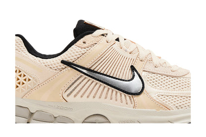 Nike Zoom Vomero 5 Pearl White (Women's) sneaker afbeelding 2 - stylecode FN6742-200