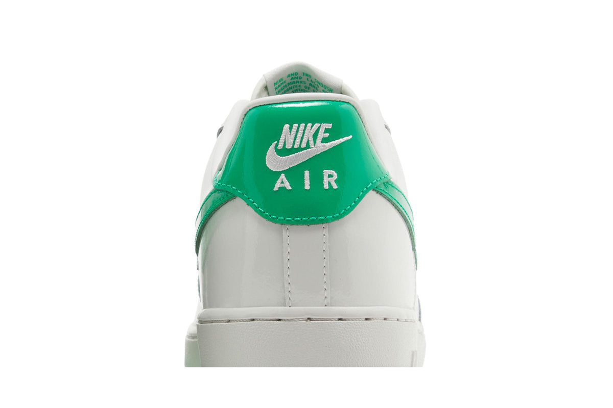 Nike Air Force 1 Low '07 Patent Platinum Tint Stadium Green sneaker afbeelding 7 - stylecode HF4864-094