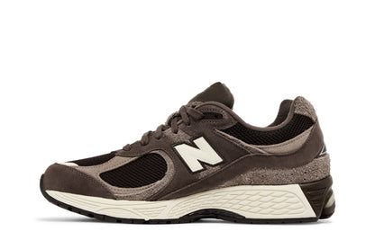 New Balance 2002R Shoe Palace Volcanic Rocks Brown sneaker afbeelding 3 - stylecode M2002RGM
