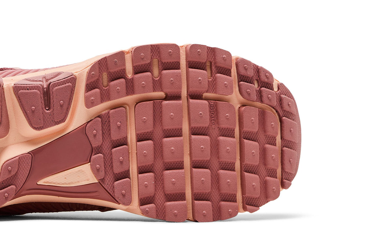 Nike Zoom Vomero 5 Red Stardust sneaker afbeelding 5 - stylecode HF1553-600