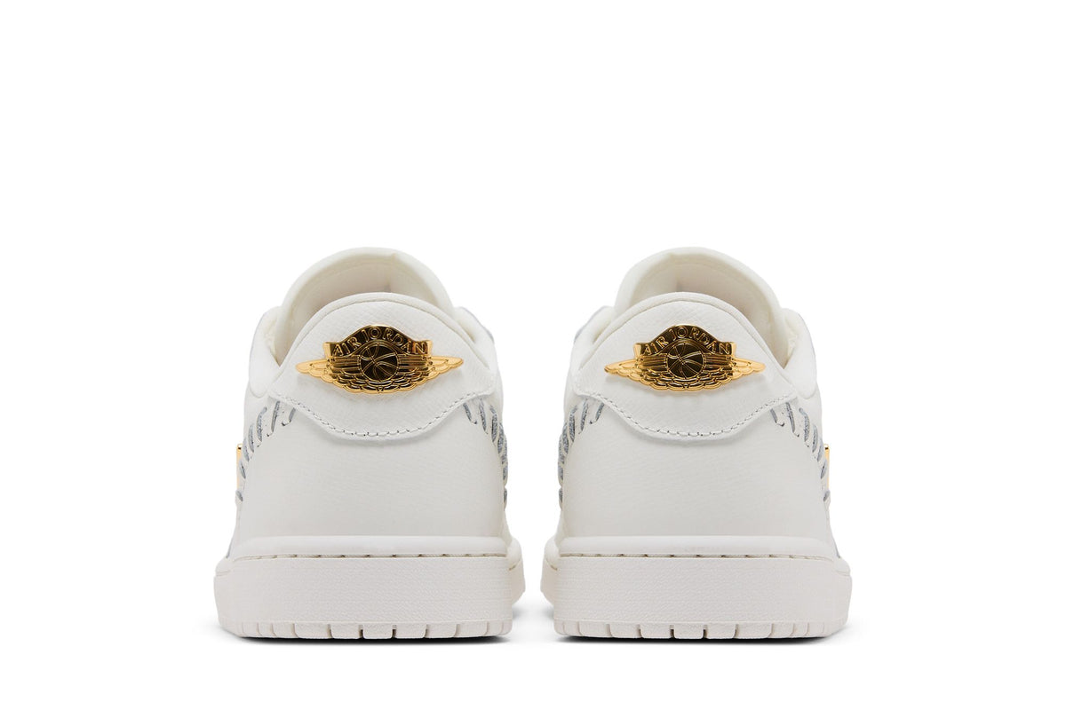 Jordan 1 Low Method of Make Sail Metallic Gold (Women's) sneaker afbeelding 6 - stylecode FN5032-100