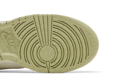 Nike Dunk Low Next Nature Olive Aura (Women's) sneaker afbeelding 5 - stylecode HF5384-300
