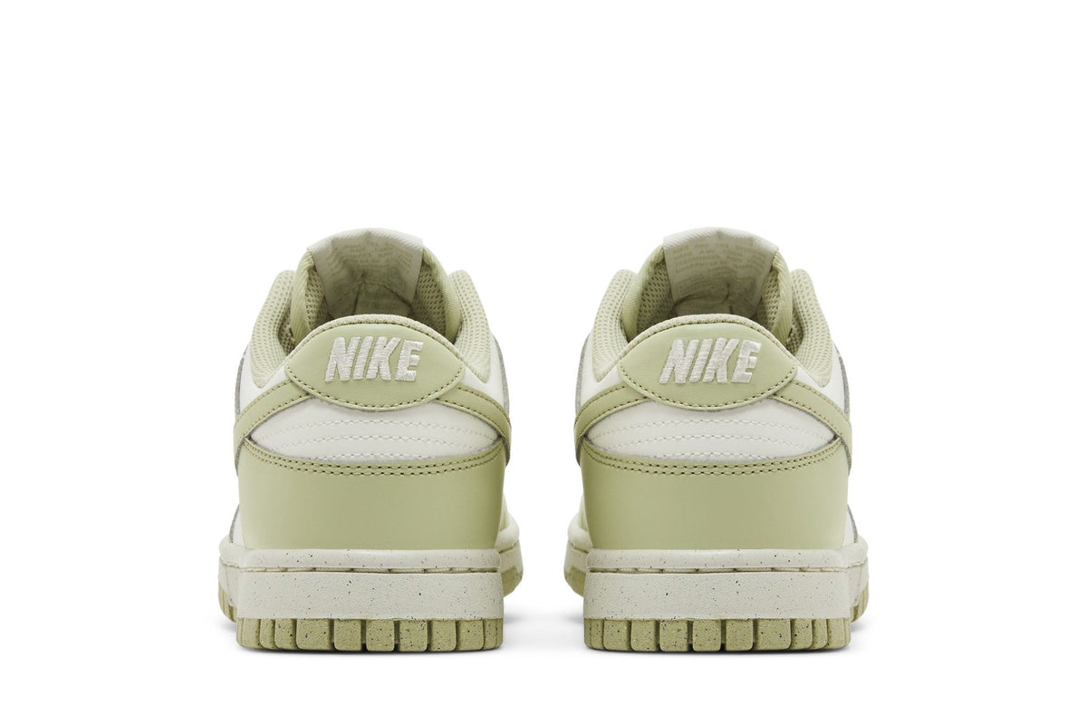 Nike Dunk Low Next Nature Olive Aura (Women's) sneaker afbeelding 6 - stylecode HF5384-300