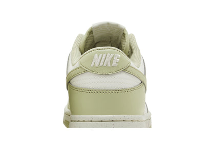 Nike Dunk Low Next Nature Olive Aura (Women's) sneaker afbeelding 7 - stylecode HF5384-300