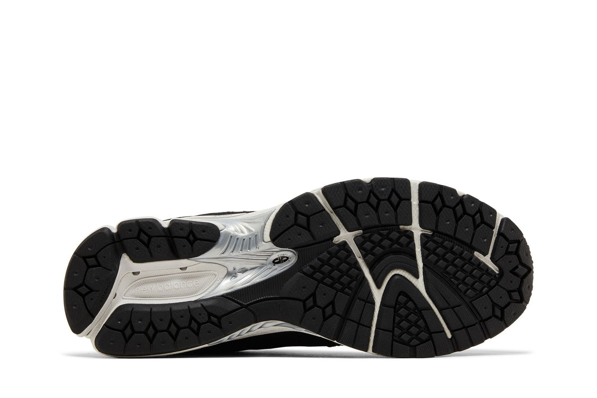 New Balance 1906R Jet Black White sneaker afbeelding 4 - stylecode M1906RFB