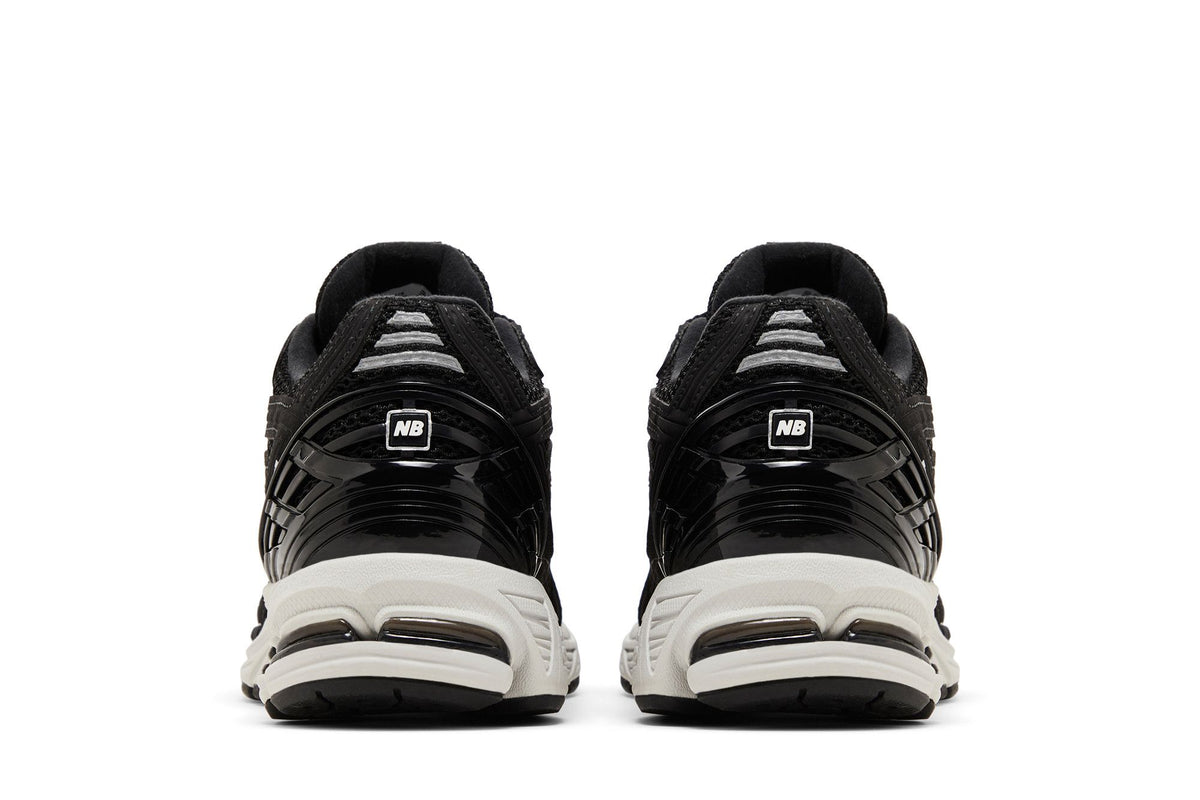 New Balance 1906R Jet Black White sneaker afbeelding 6 - stylecode M1906RFB