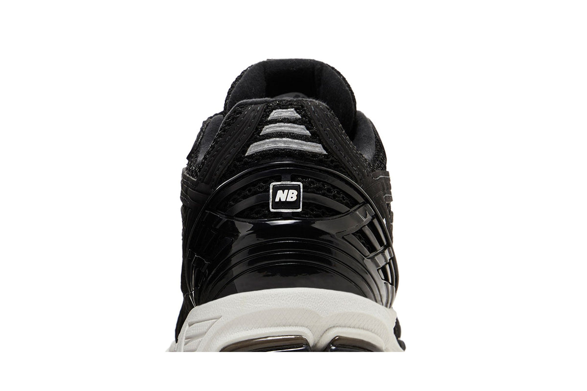New Balance 1906R Jet Black White sneaker afbeelding 7 - stylecode M1906RFB