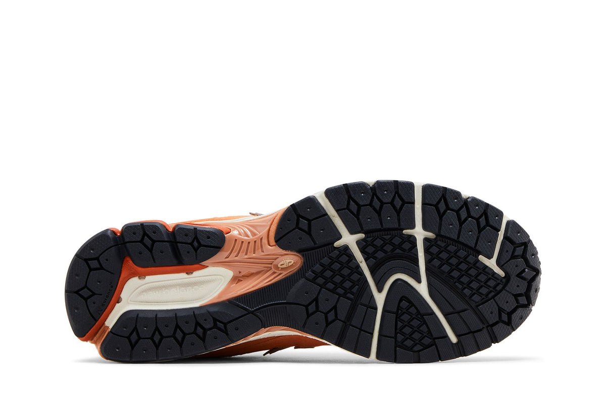 New Balance 2002R Copper sneaker afbeelding 4 - stylecode M2002RFJ
