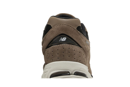 New Balance 2002R Driftwood Black sneaker afbeelding 7 - stylecode M2002RTJ