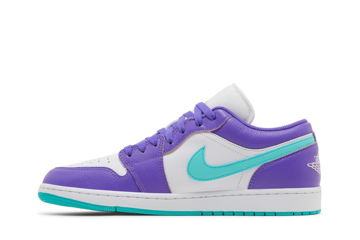 Jordan 1 Low SE Psychic Purple Hyper Jade sneaker afbeelding 3 - stylecode HJ9013-550