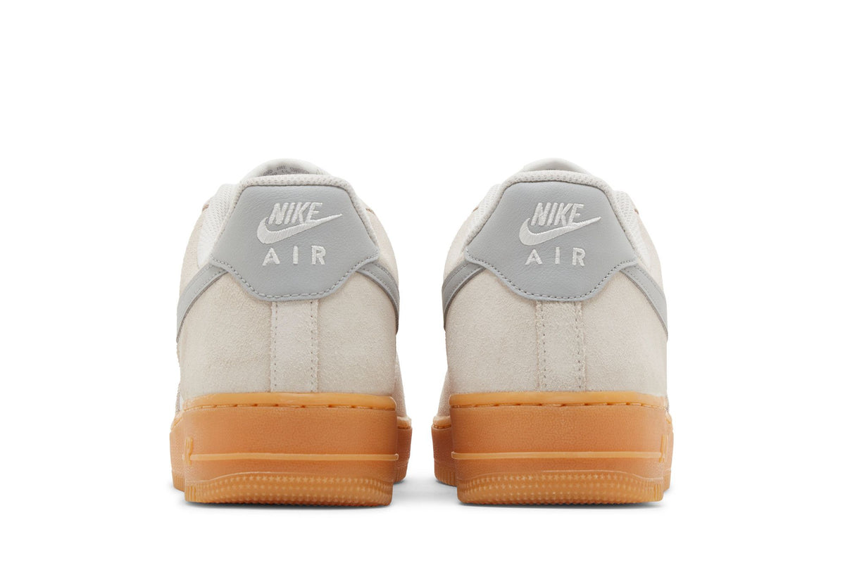 Nike Air Force 1 Low '07 LV8 Phantom Light Smoke Gum sneaker afbeelding 6 - stylecode FQ8714-002