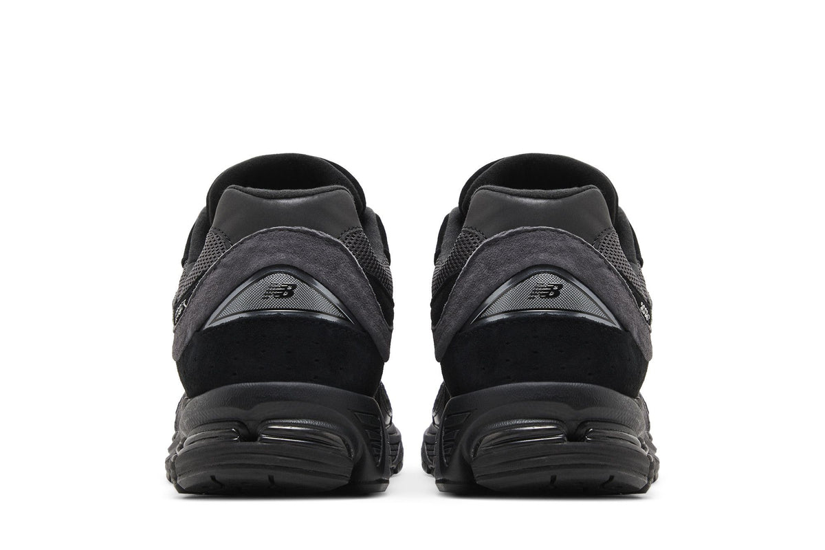 New Balance 2002R Black Dark Grey sneaker afbeelding 6 - stylecode M2002RBL