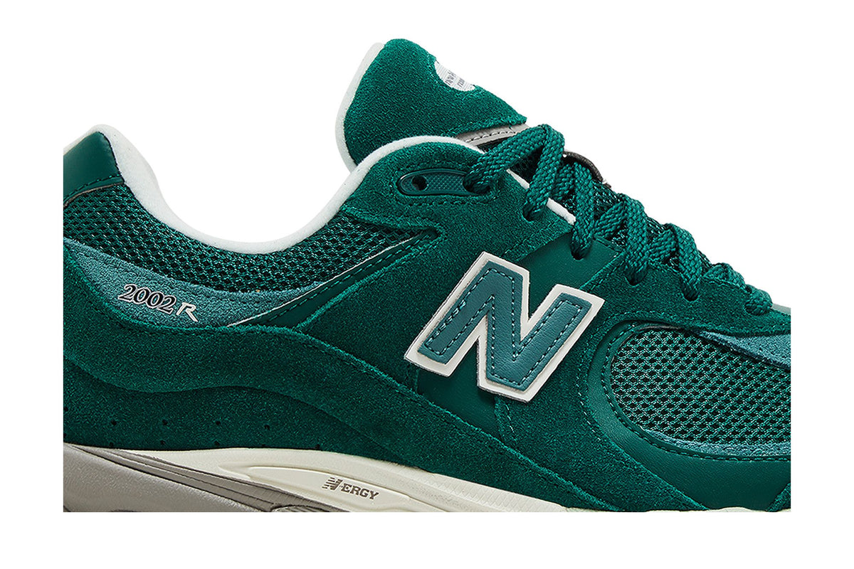 New Balance 2002R New Spruce sneaker afbeelding 2 - stylecode M2002RFK