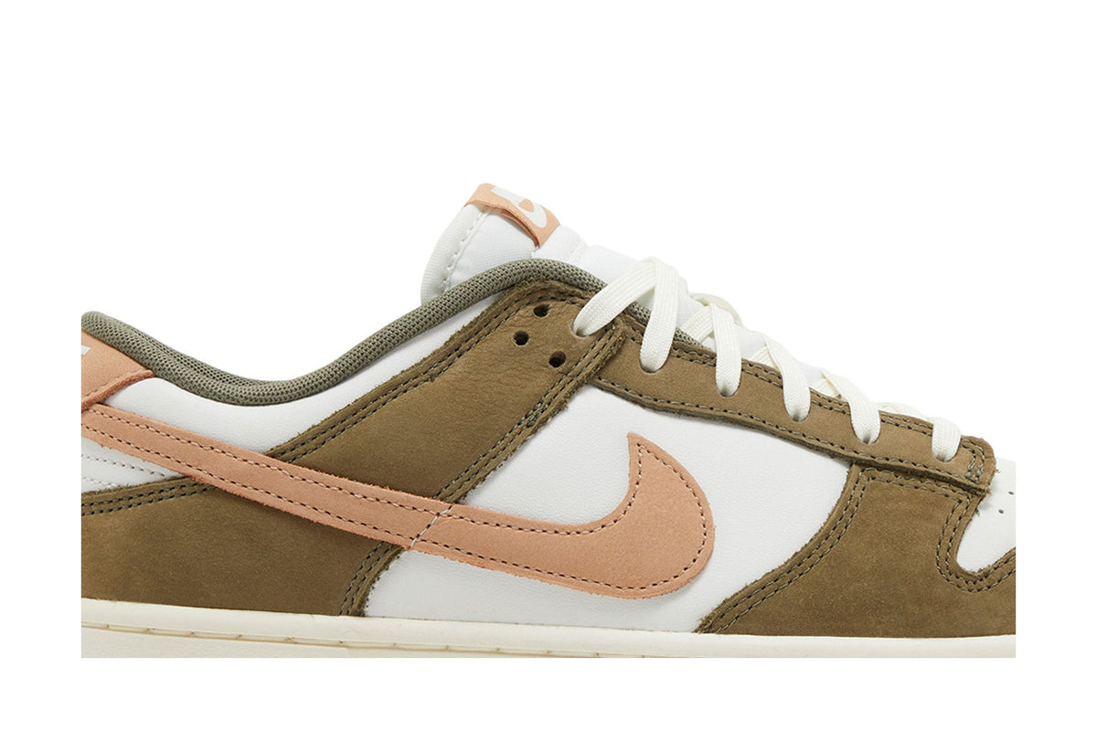 Nike Dunk Low Premium Medium Olive Hemp sneaker afbeelding 2 - stylecode FQ8250-200