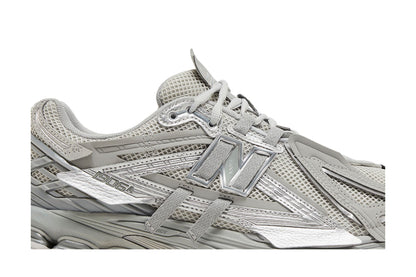 New Balance 1906A Concrete Silver Metallic sneaker afbeelding 2 - stylecode M1906AG
