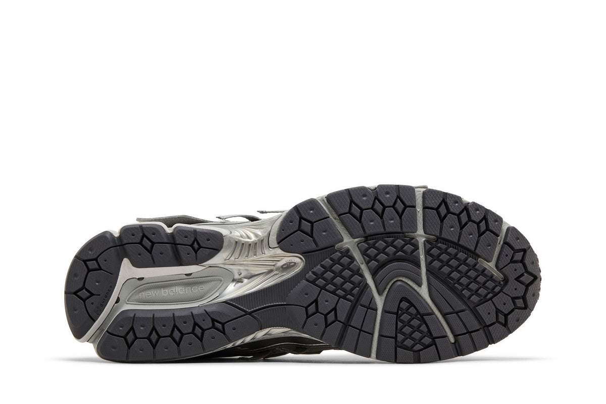 New Balance 1906A Concrete Silver Metallic sneaker afbeelding 4 - stylecode M1906AG