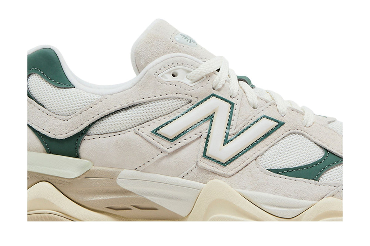 New Balance 9060 Linen Dark Juniper sneaker afbeelding 2 - stylecode U9060EEI