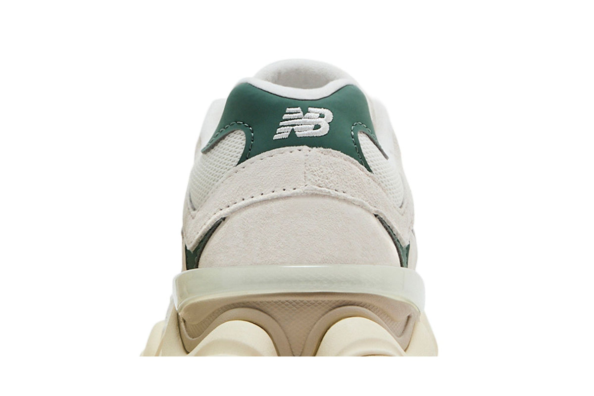 New Balance 9060 Linen Dark Juniper sneaker afbeelding 7 - stylecode U9060EEI