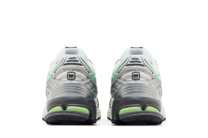 New Balance 1906R ASOS Exclusive Neon Pack Green sneaker afbeelding 6 - stylecode M1906RAG