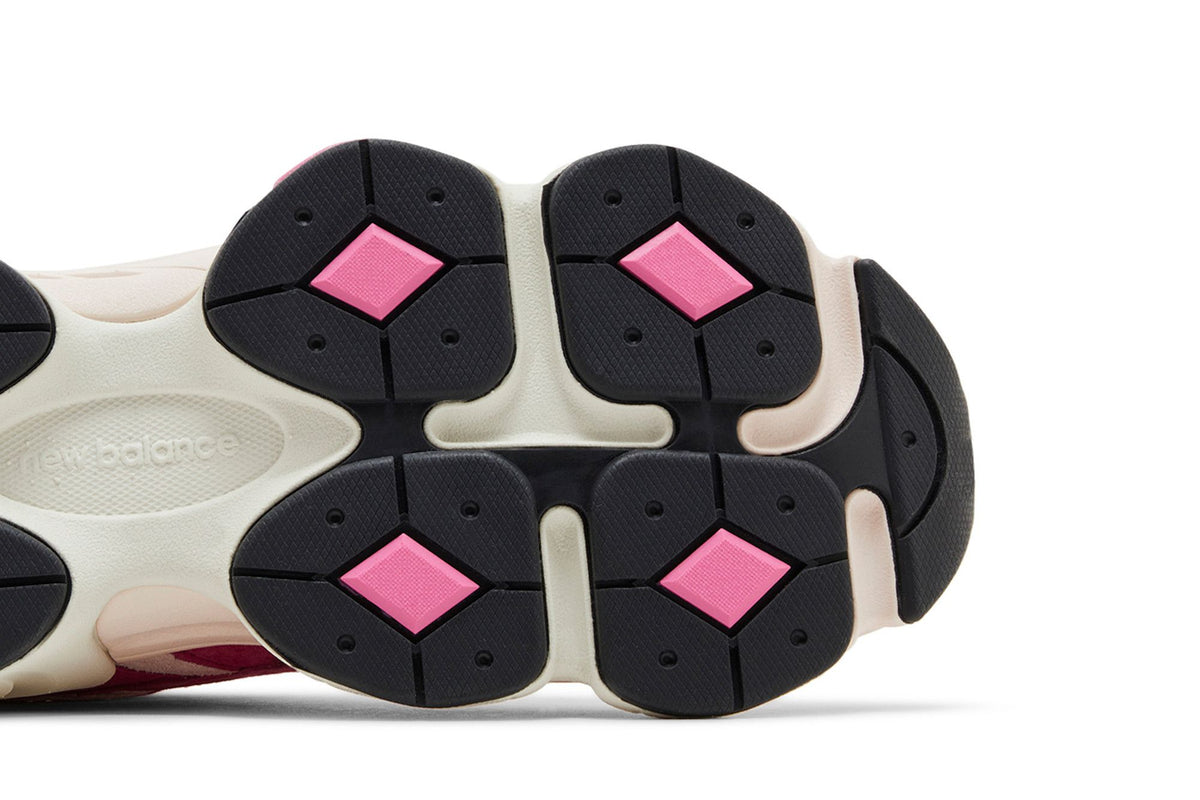 New Balance 9060 Fuchsia Pink sneaker afbeelding 5 - stylecode U9060FP