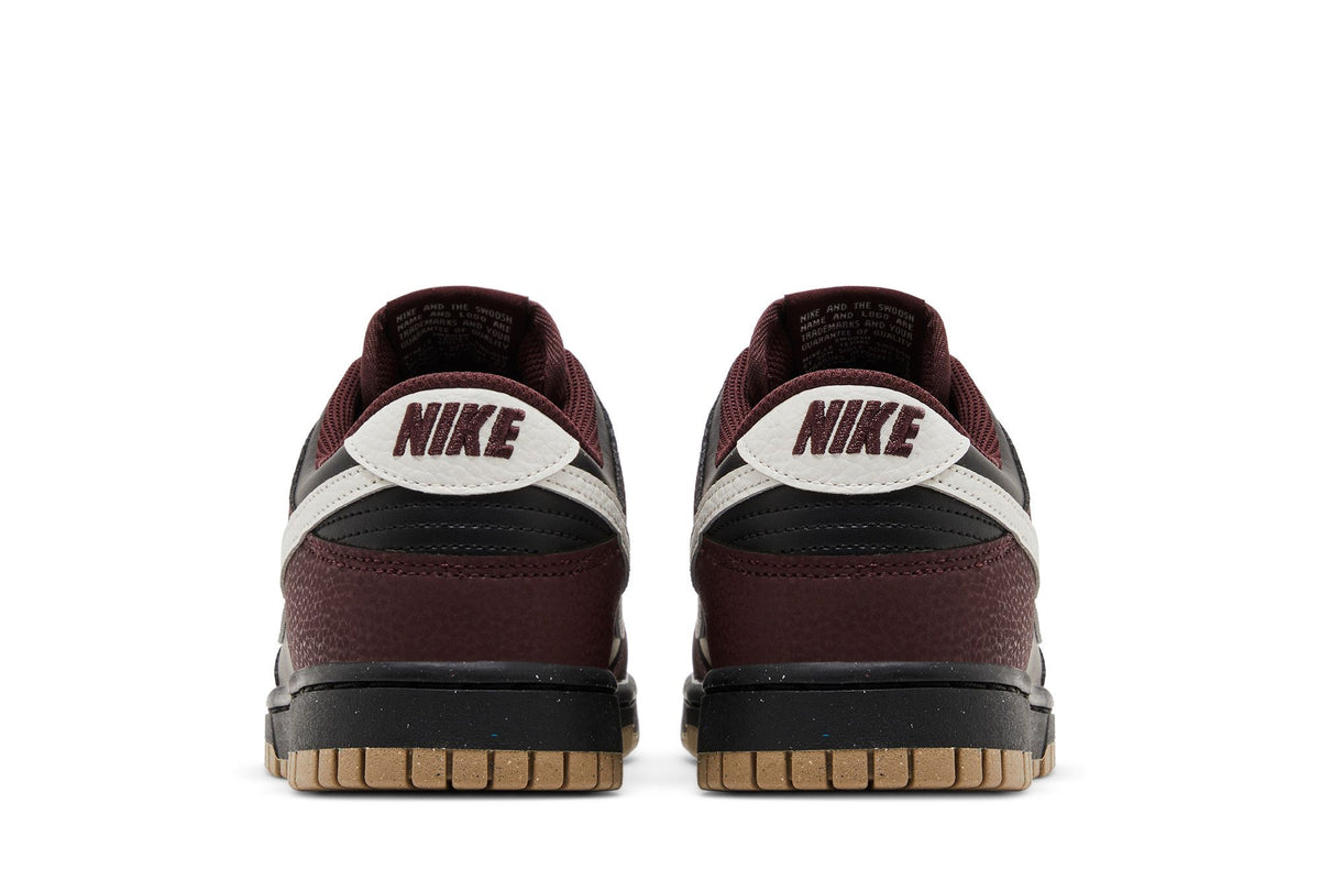 Nike Dunk Low Next Nature Burgundy Crush Black (Women's) sneaker afbeelding 6 - stylecode HM9658-600