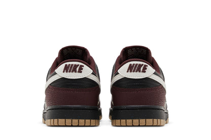 Nike Dunk Low Next Nature Burgundy Crush Black (Women's) sneaker afbeelding 6 - stylecode HM9658-600