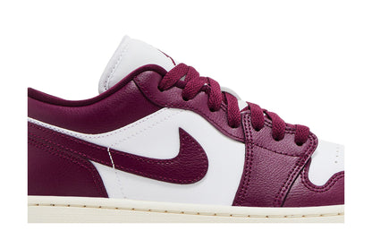 Jordan 1 Low Bordeaux (Women's) sneaker afbeelding 2 - stylecode DC0774-161