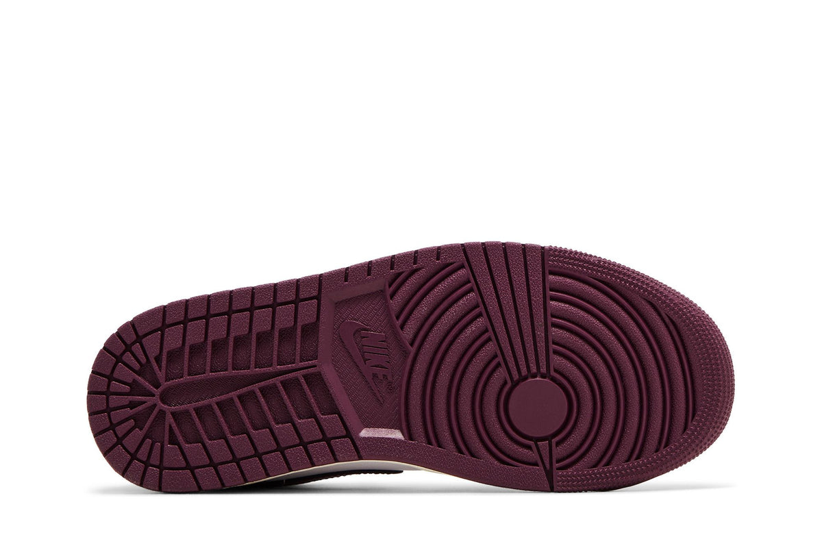 Jordan 1 Low Bordeaux (Women's) sneaker afbeelding 4 - stylecode DC0774-161