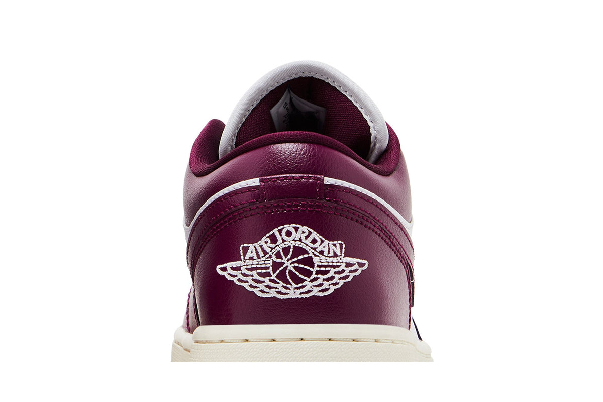 Jordan 1 Low Bordeaux (Women's) sneaker afbeelding 7 - stylecode DC0774-161