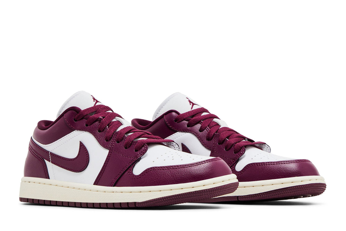 Jordan 1 Low Bordeaux (Women's) sneaker afbeelding 8 - stylecode DC0774-161