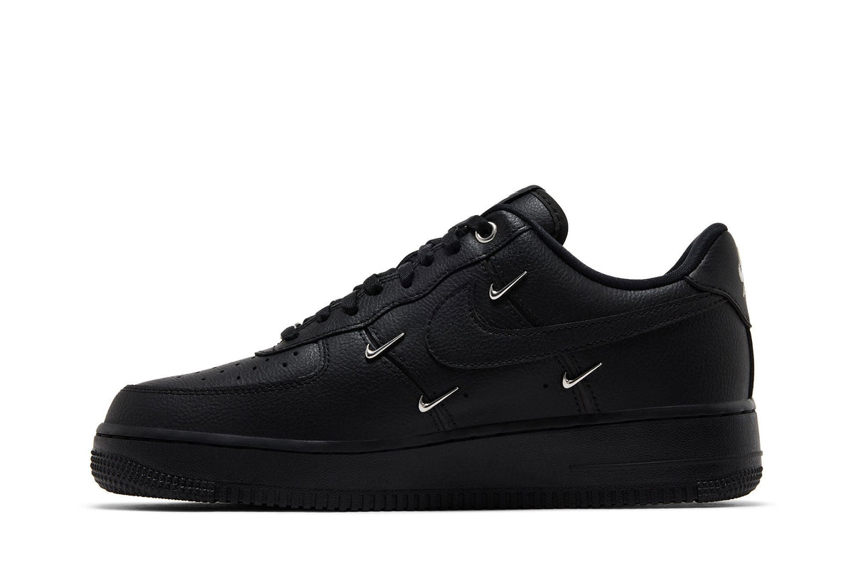 Nike Air Force 1 Low '07 LX Black Silver Mini Swoosh (Women's) sneaker afbeelding 3 - stylecode HQ1180-001