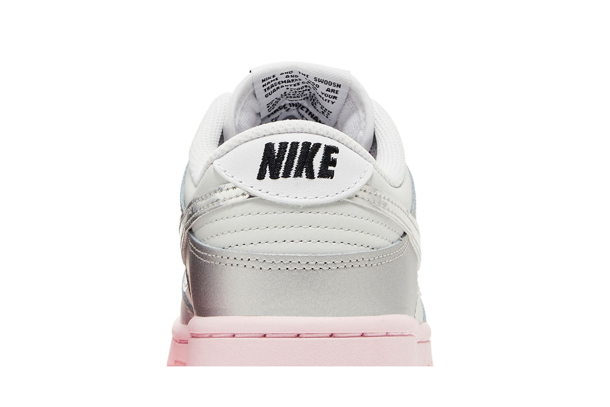 Nike Dunk Low LX Metallic Silver Pink Foam (Women's) sneaker afbeelding 7 - stylecode HM3698-006
