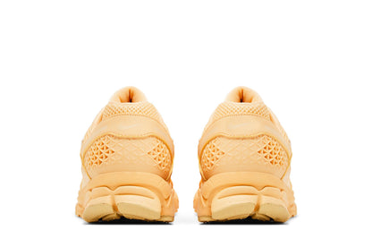 Nike Zoom Vomero 5 Celestial Gold sneaker afbeelding 6 - stylecode HF5493-200