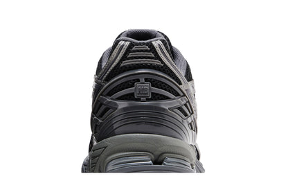 New Balance 1906R Phantom Dark Grey Metallic Silver sneaker afbeelding 7 - stylecode M1906RES