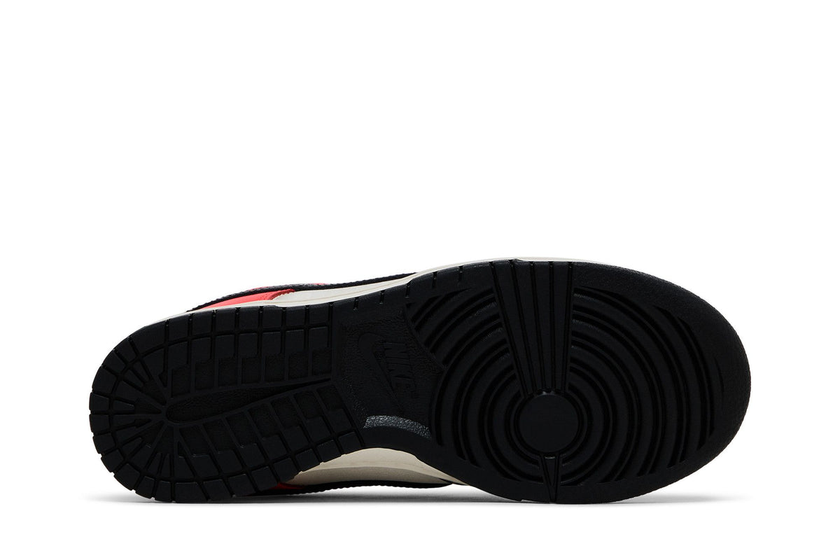 Nike Dunk Low Black Toe Bright Crimson (Women's) sneaker afbeelding 4 - stylecode HQ3423-635