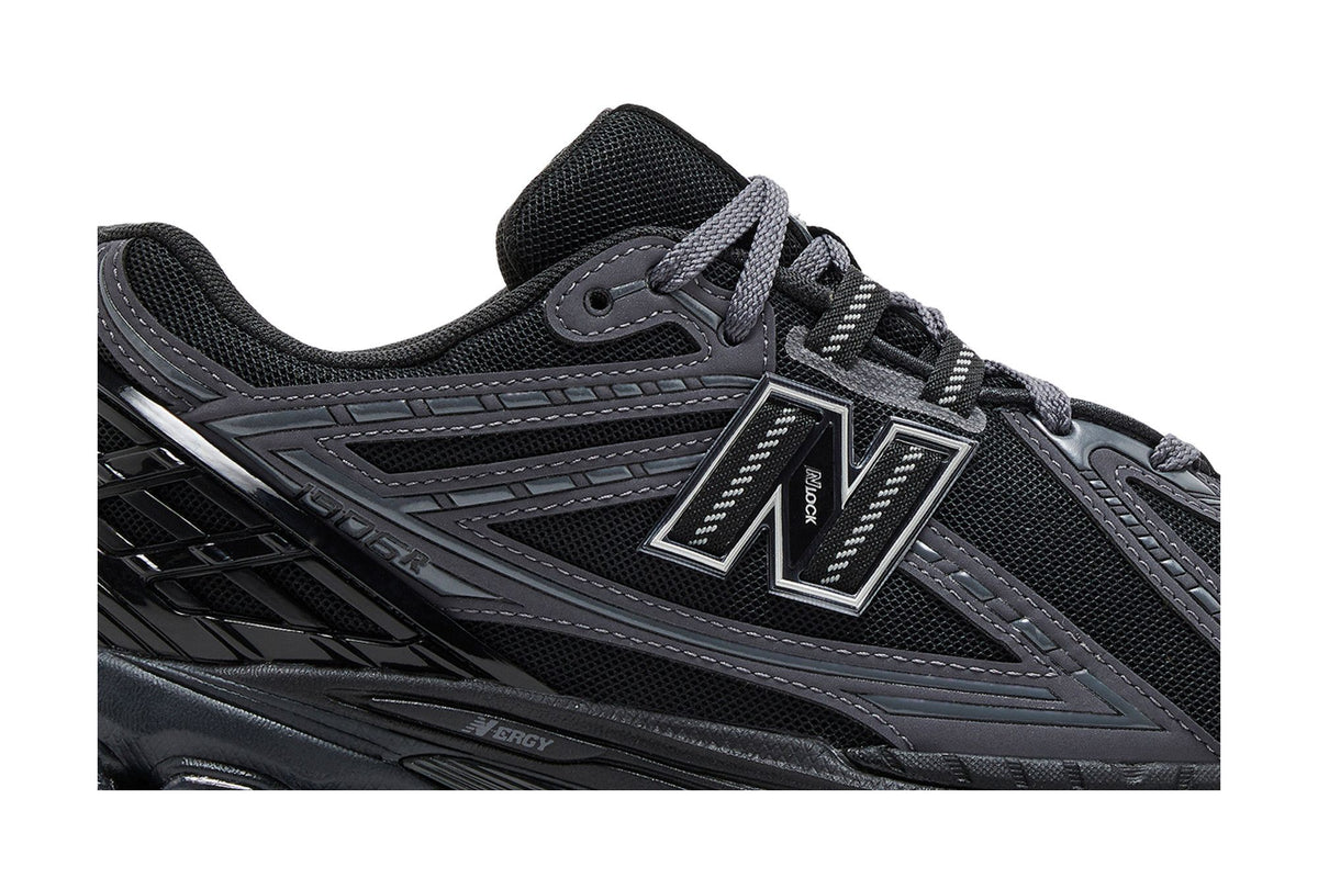 New Balance 1906R Black Phantom sneaker afbeelding 2 - stylecode M1906RLB