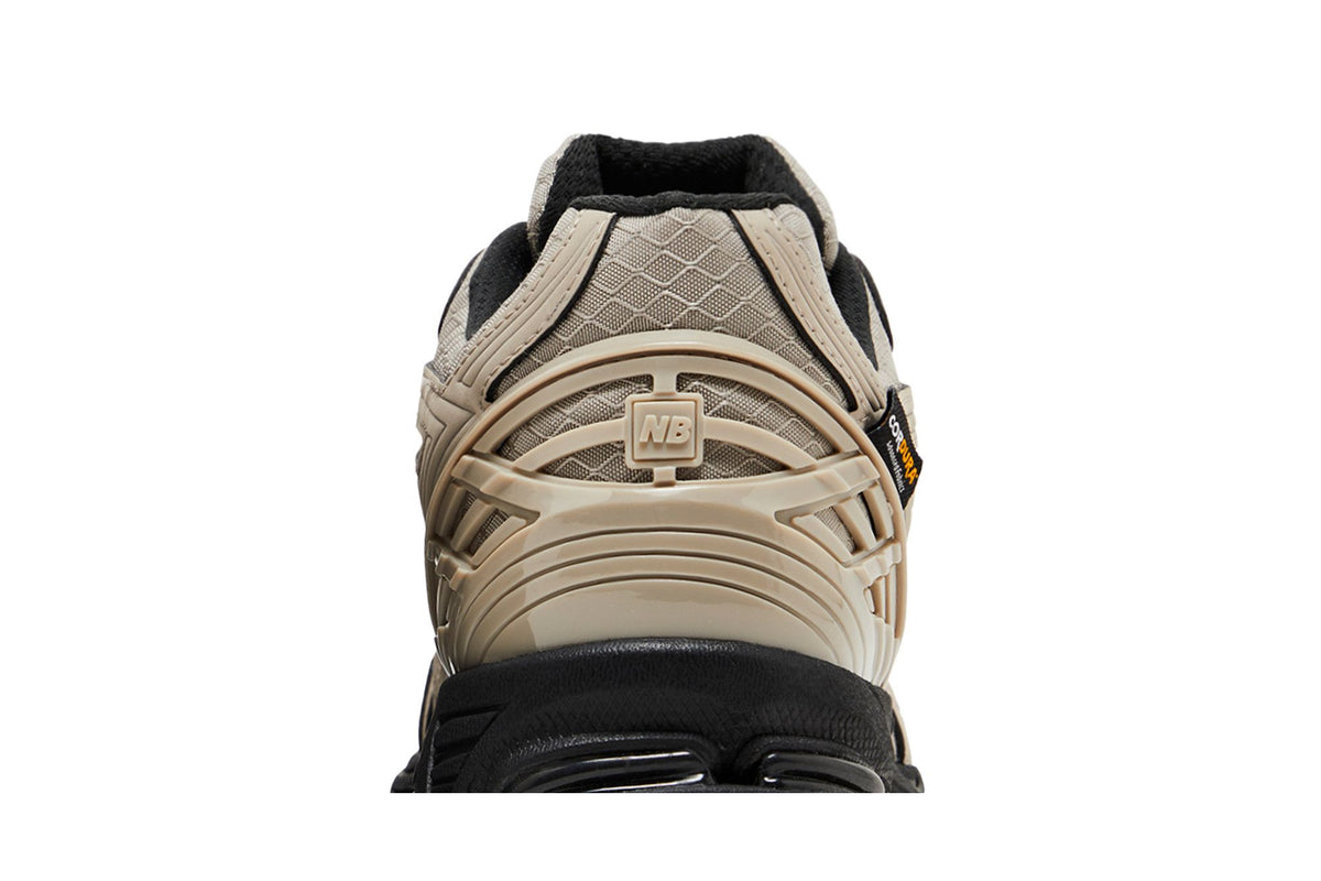 New Balance 1906R Light Mushroom Black sneaker afbeelding 7 - stylecode M1906RJI