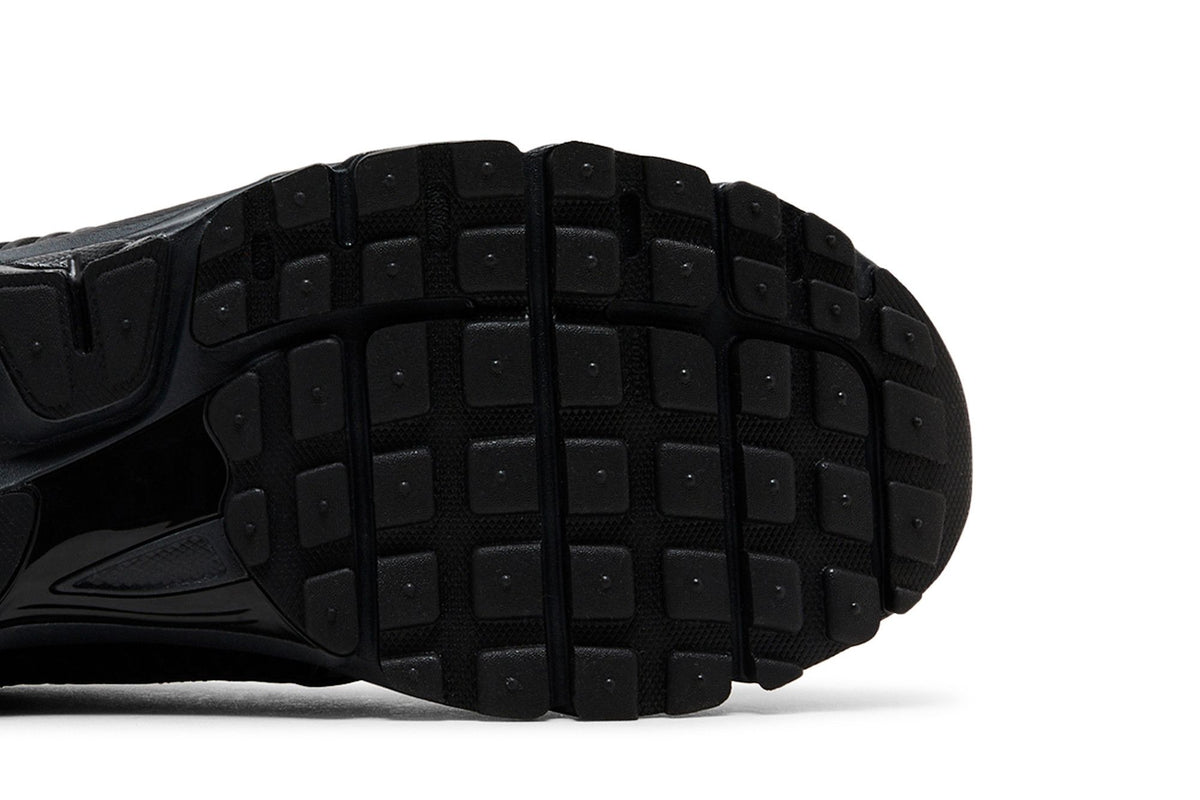 Nike Zoom Vomero 5 Black Metallic Dark Grey sneaker afbeelding 5 - stylecode HF1553-001