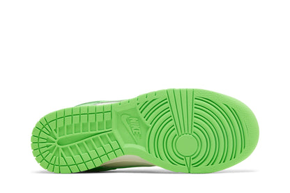 Nike Dunk Low Green Strike (Women's) sneaker afbeelding 4 - stylecode HV0842-133