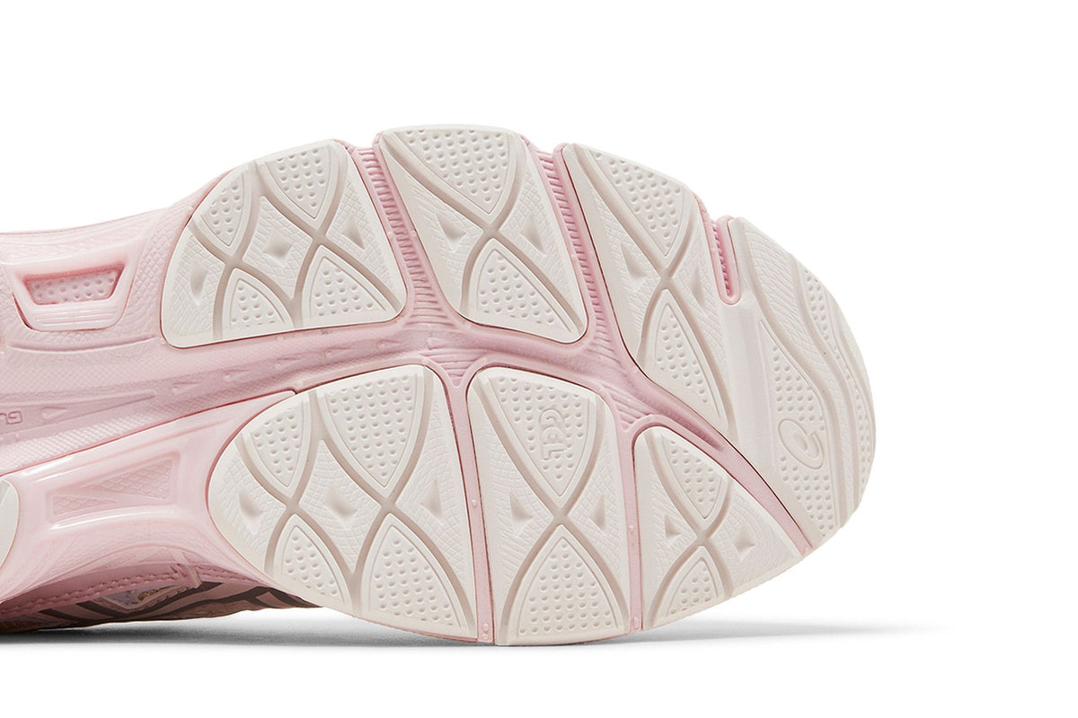 ASICS Gel-NYC Kicki Yang Zhang Pink Cream Pure Silver sneaker afbeelding 5 - stylecode 1203A571-100