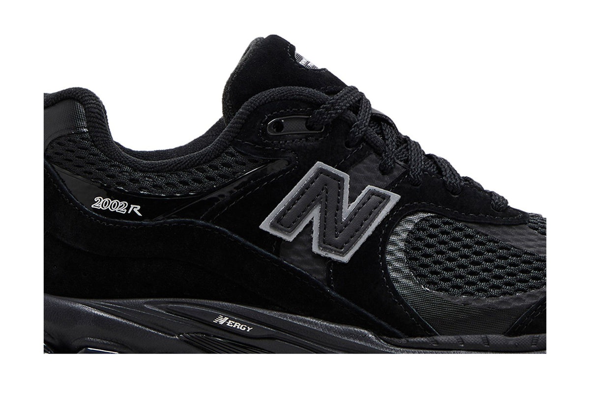 New Balance 2002R Mesh Black Metallic sneaker afbeelding 2 - stylecode M2002WB
