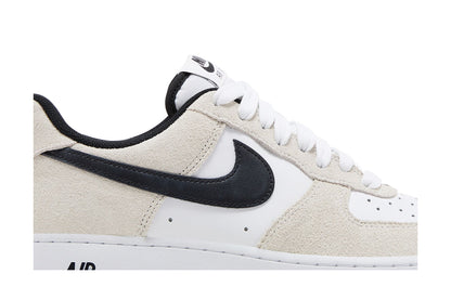 Nike Air Force 1 Low '07 LV8 White Black sneaker afbeelding 2 - stylecode IB6388-100