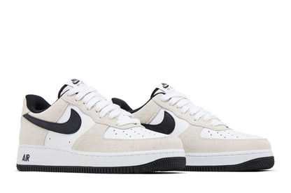 Nike Air Force 1 Low '07 LV8 White Black sneaker afbeelding 8 - stylecode IB6388-100