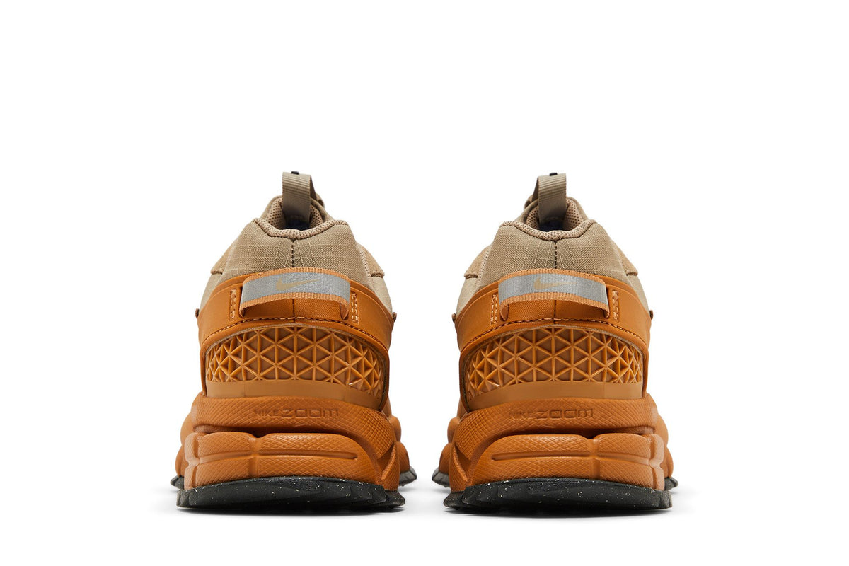 Nike Zoom Vomero 5 Roam Flax (Women's) sneaker afbeelding 6 - stylecode HQ2181-200