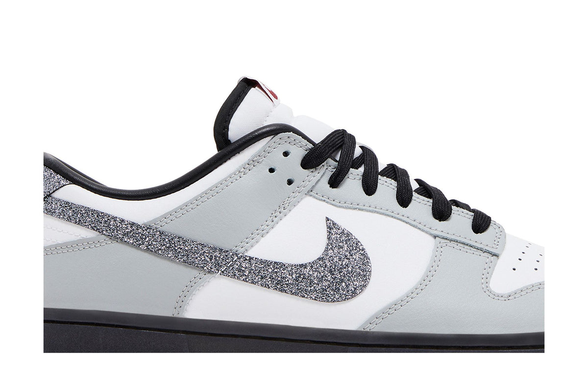 Nike Dunk Low LX Glitter Swoosh White Light Smoke Grey (Women's) sneaker afbeelding 2 - stylecode HQ3462-191